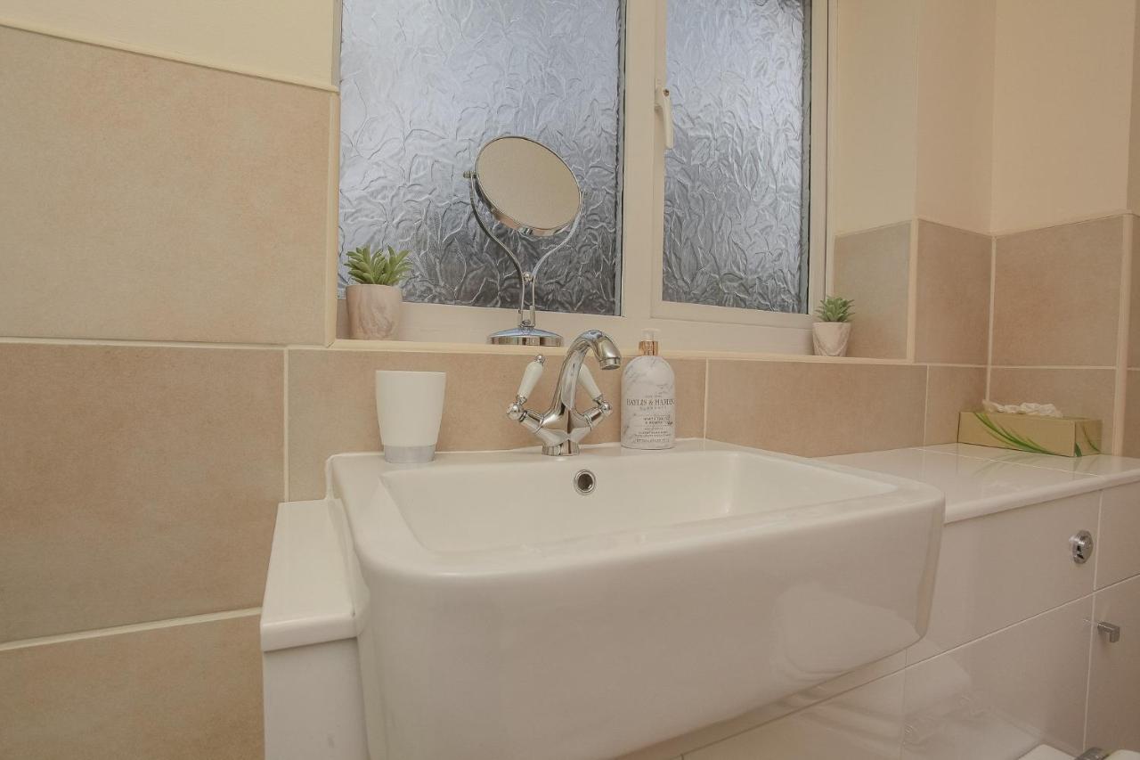 Holiday home Modern Cotswold